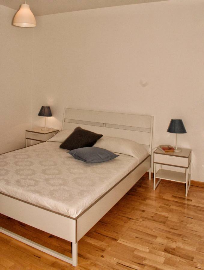 Vila Ypsibloom Castelbuono  Exteriér fotografie
